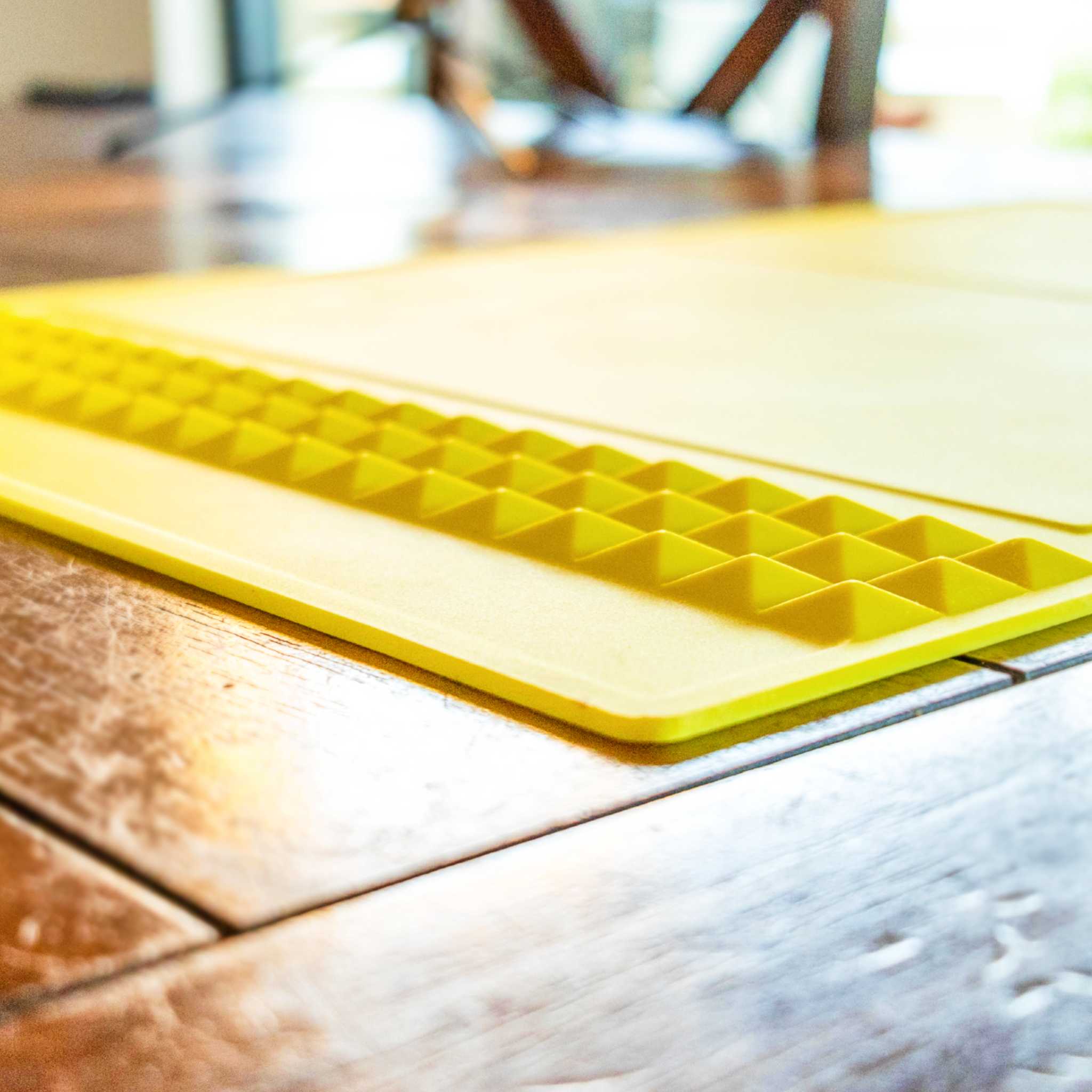 Silicon Project Mat - Raised Edge - Hi-Vis Yellow - Mullet Tools